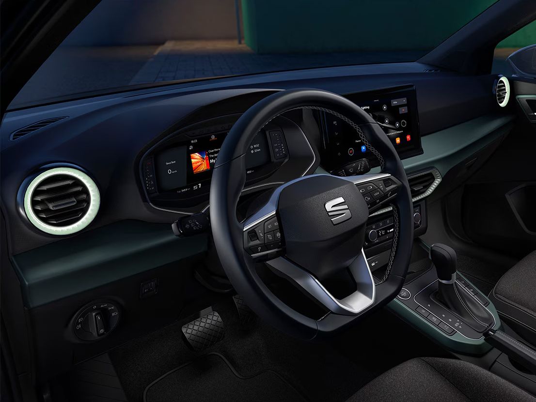 seat-arona-volante-equipado com-grelha-de-ar