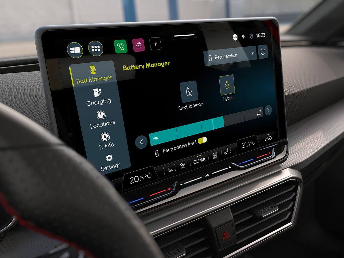 Sistema de navegação do SEAT Leon no ecrã tátil central