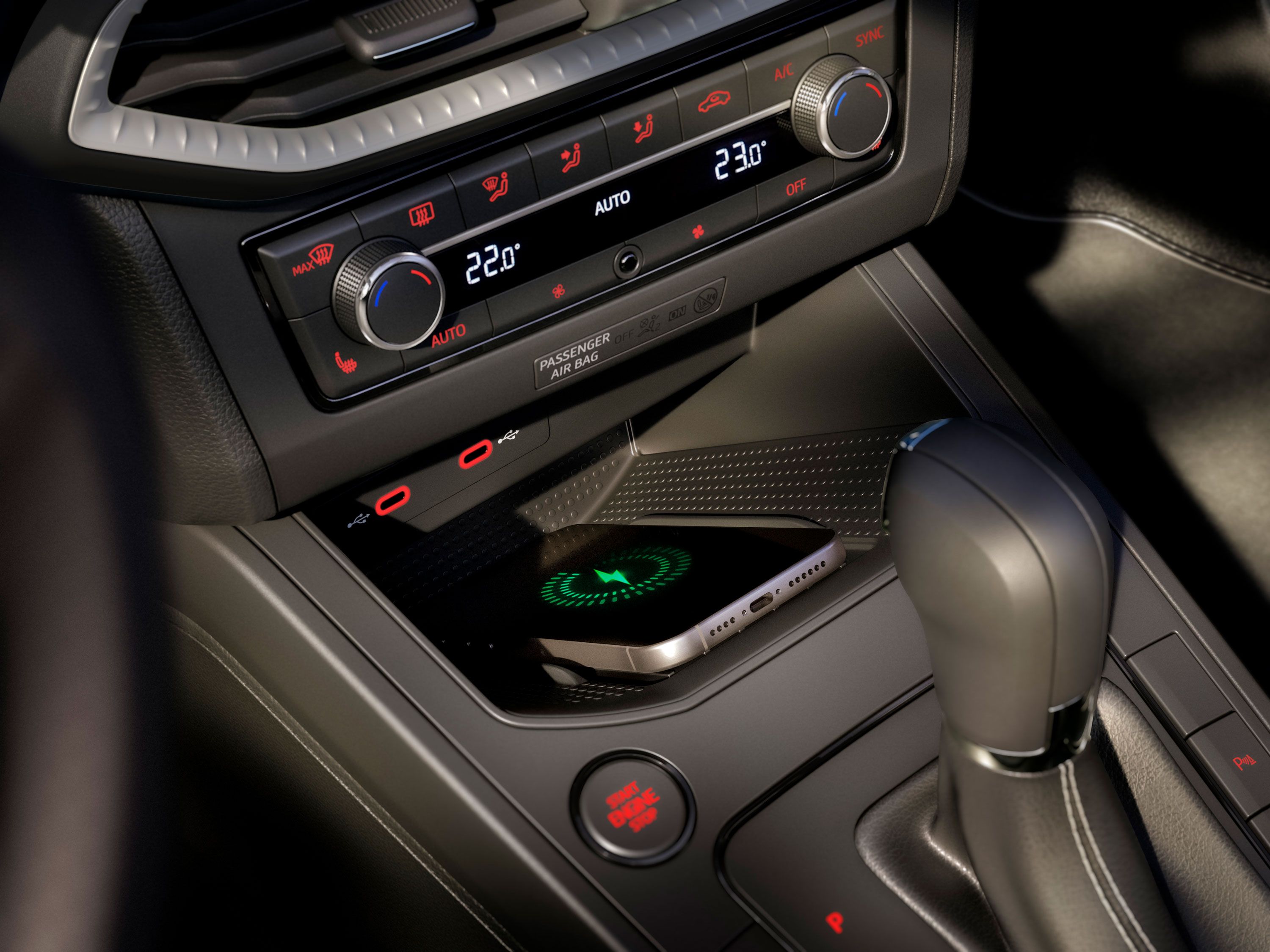 Vista do interior do SEAT Ibiza que inclui tecnologia avançada, como a Connectivity Box